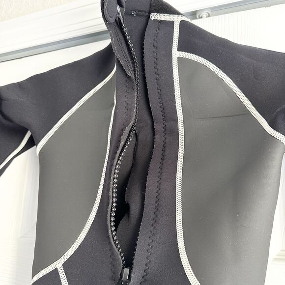 Bare Wetsuit Juniors Size 10 Black Full Length Long Sleeve - Picture 6 of 14